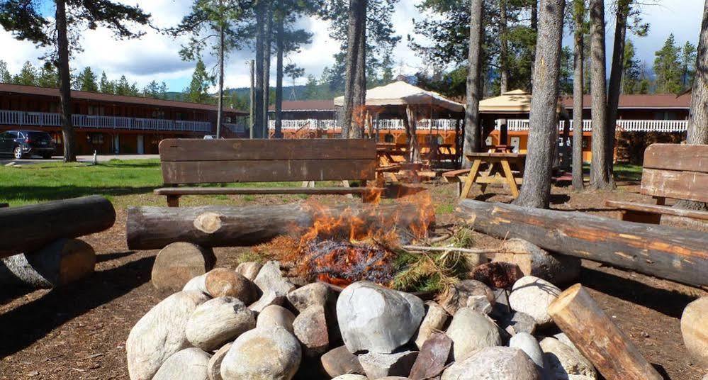 فالماونت Rocky Inn المظهر الخارجي الصورة